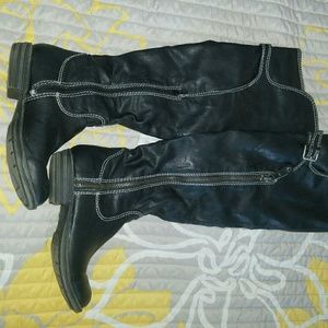 American rag boots size 6.5